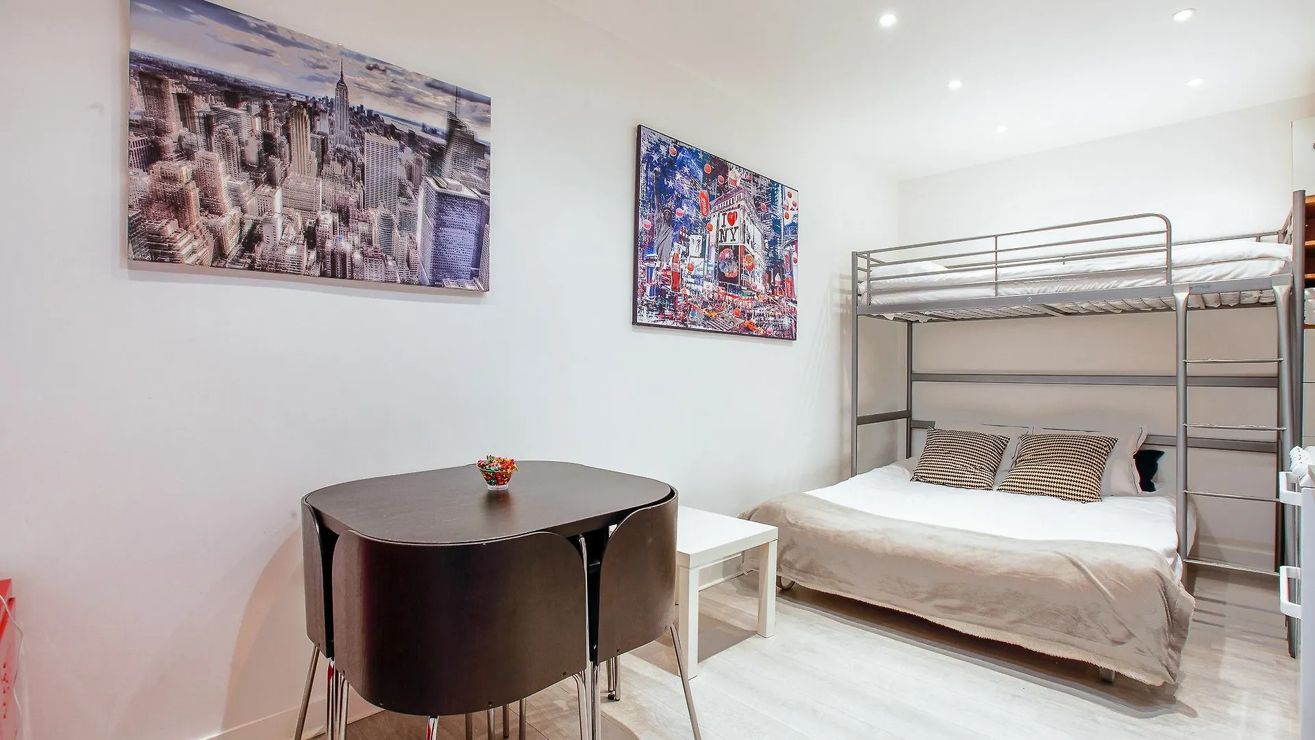 11 - Design Champs-elysees Apartment *
